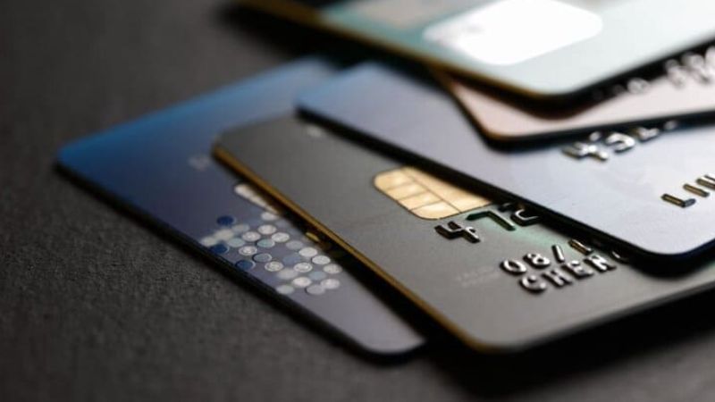 Người chơi có thể rút tiền bằng cách quy đổi sang thẻ cào